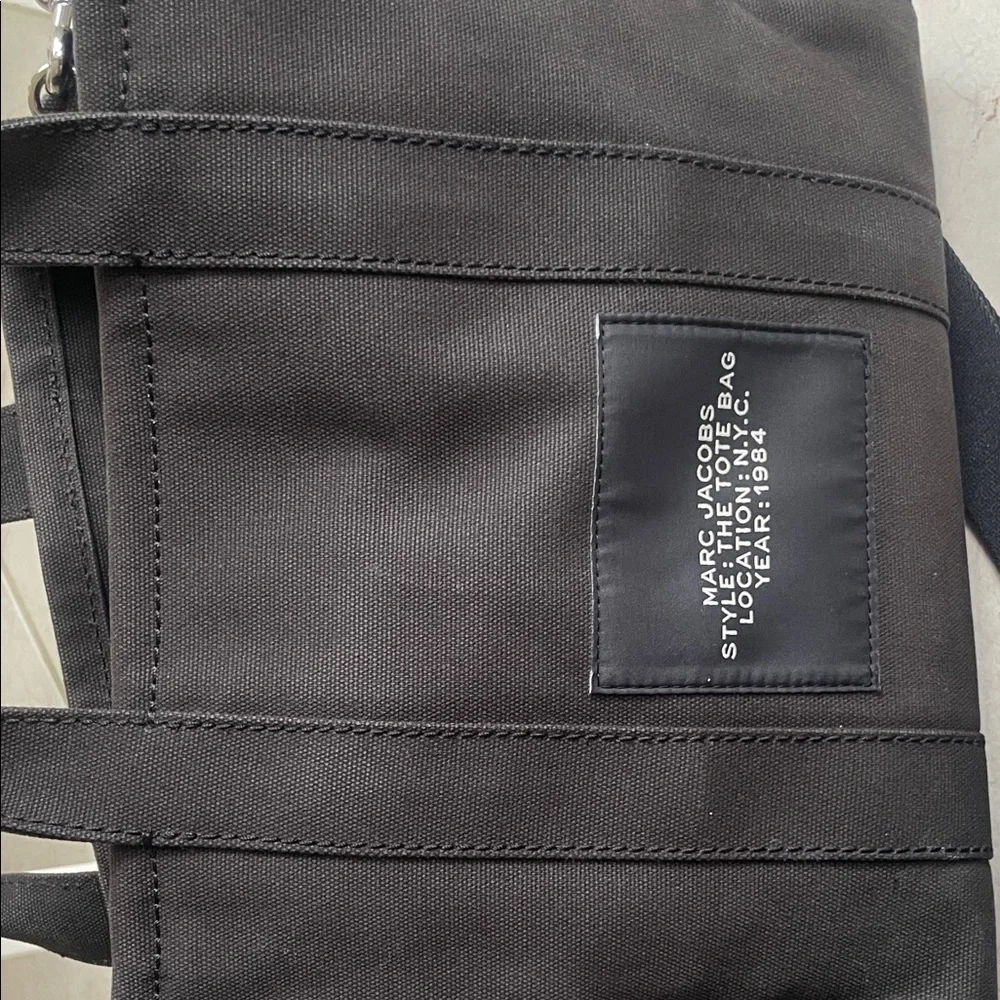 Marc Jacobs Black Canvas 'The Tote Bag' with White Logo - Picture 9 of 12